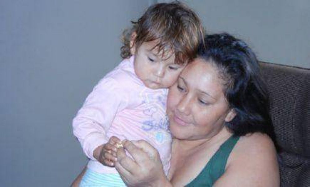 Una de las hijas de Ovando fue internada con gastroenteritis aguda