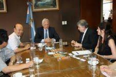 Convenio entre Turismo y provincia de la Rep�blica Popular China 