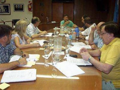F�rrea defensa del PJ a la suba del 25% de la tasa