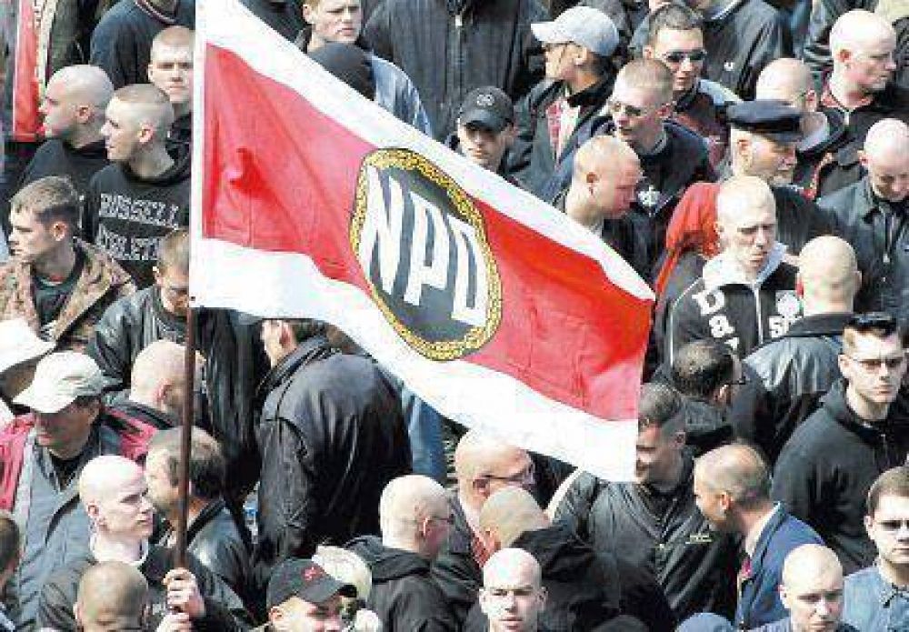En Alemania se debate prohibir las actividades del partido neonazi