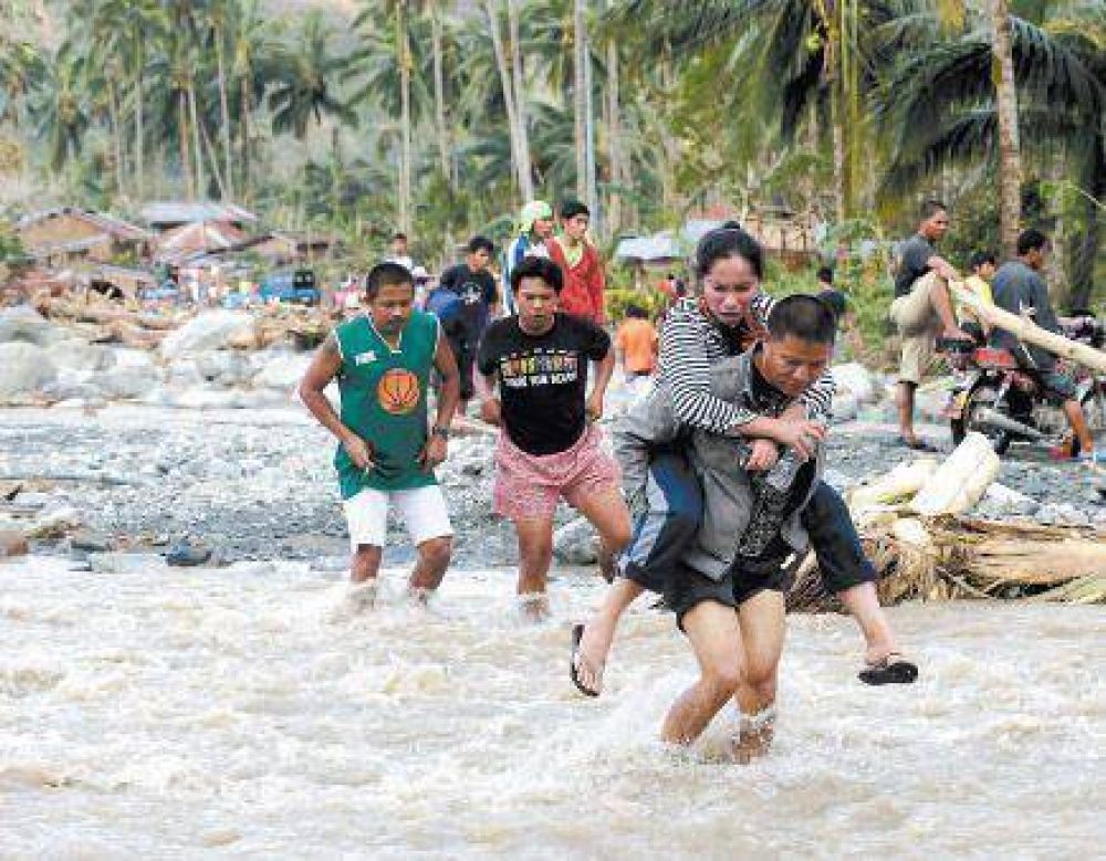 El tif�n Bopha dej� al menos 274 muertos en su paso por Filipinas