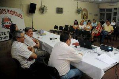 UCR: convocan a la convenci�n para el 15D