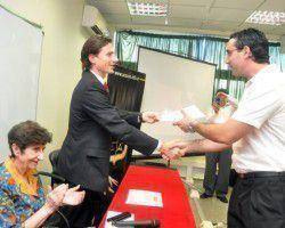 Ayer entregaron diplomas a pymes sanjuaninas 