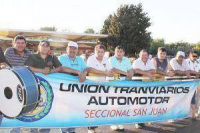 En la Terminal los choferes impidieron la salida de colectivos