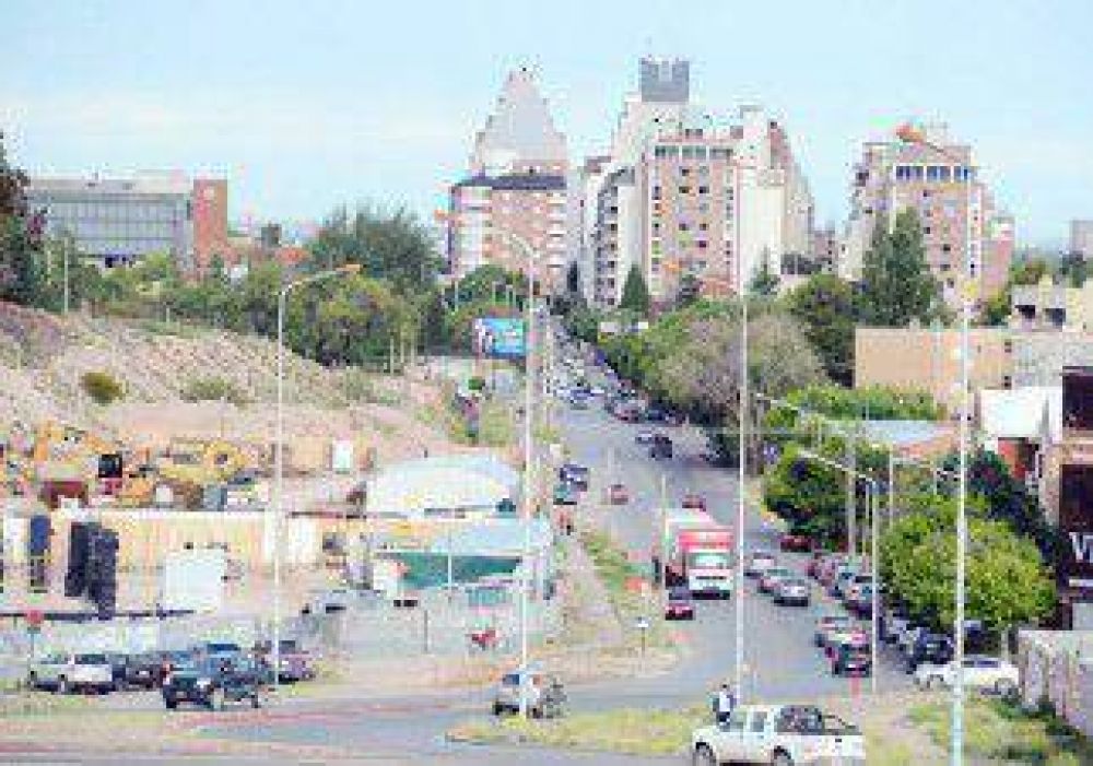 Ofrecer�n tierras a cambio de ensanchar calles 