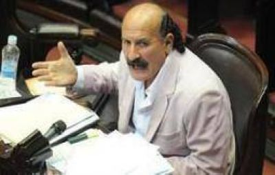 Promoci�n Industrial. Yoma volvi� a proponer piquetes para reclamar 