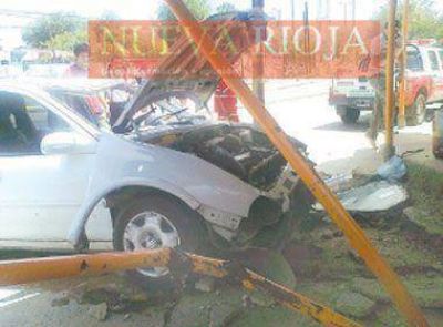 Un jovencito protagoniz� un tremendo accidente de tr�nsito 