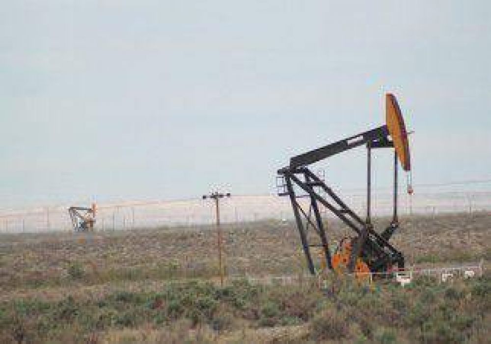 Buscan incrementar la producci�n y las reservas hidrocarbur�feras 