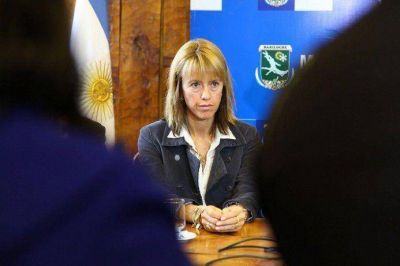 Larraburu pidi� a Goye retirar demandas contra la prensa