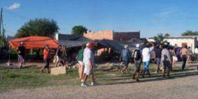  Sigue la toma de terrenos en el B� �El Quebranto�