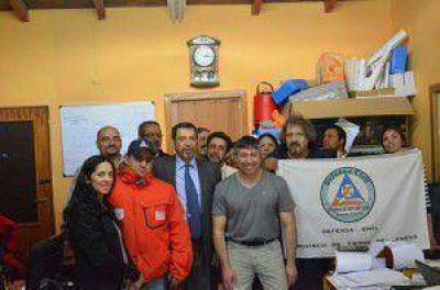 El Ministro de Gobierno visit� las instalaciones de Defensa Civil provincial