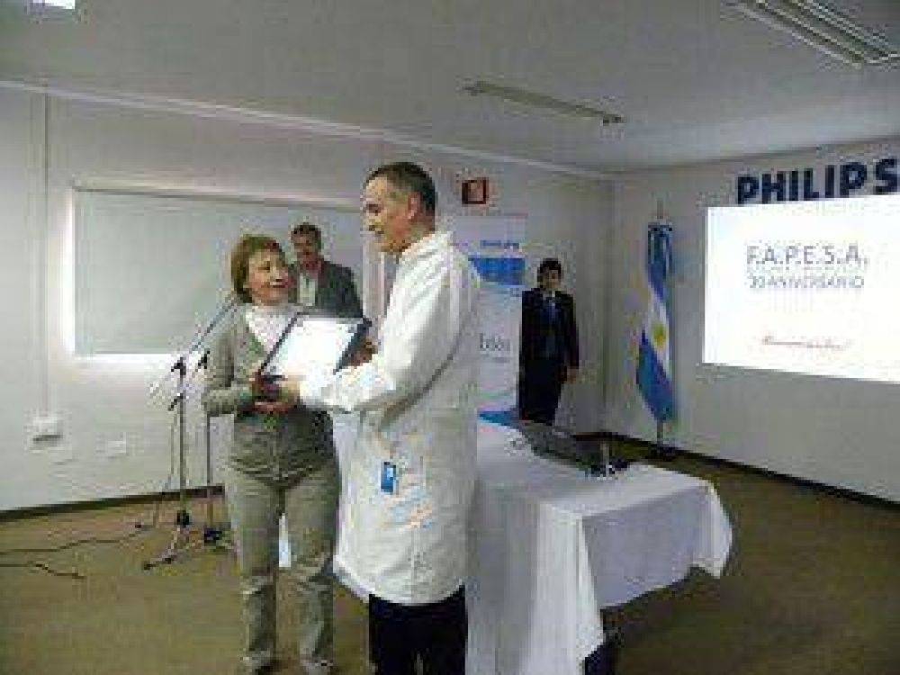 La Gobernadora R�os acompa�� los festejos por el 30� aniversario de Fapesa en R�o Grande