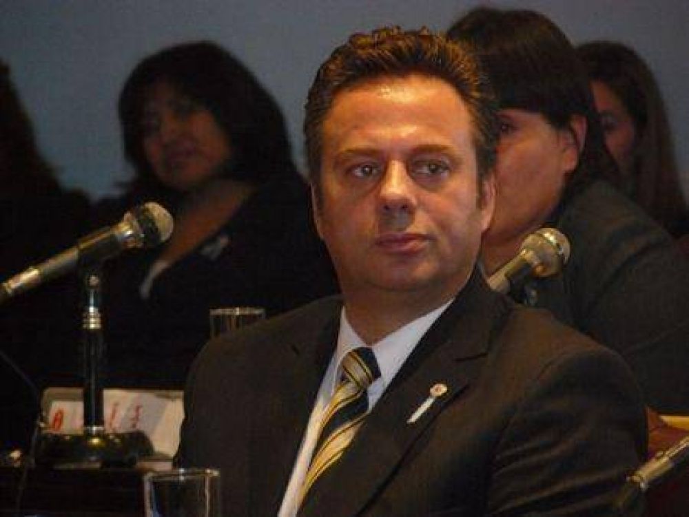Lechman: �La provincia est� en d�ficit, y la tarifaria es una herramienta para salir adelante�