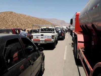 Gendarmer�a rechaz� la medida chilena de abrir el paso s�lo 11 horas por d�a para no perjudicar al turista 
