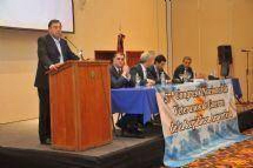 Miguel Isa: �Acompa�amos la lucha por la integraci�n y reconocimiento de los excombatientes de Malvinas�