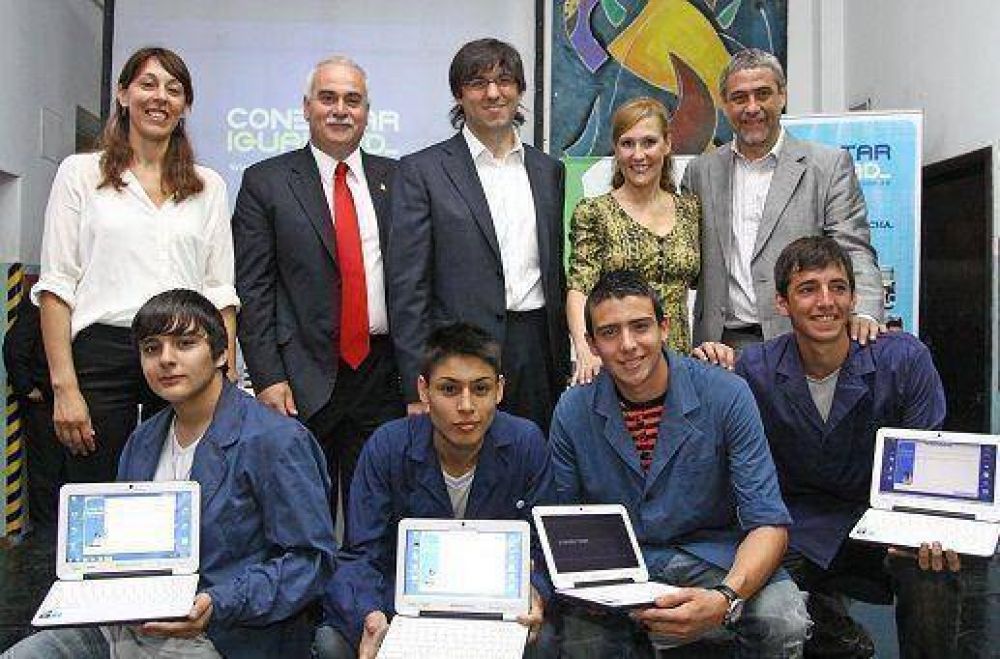 Ferraresi y Bossio detallaron los alcances del plan Procrear