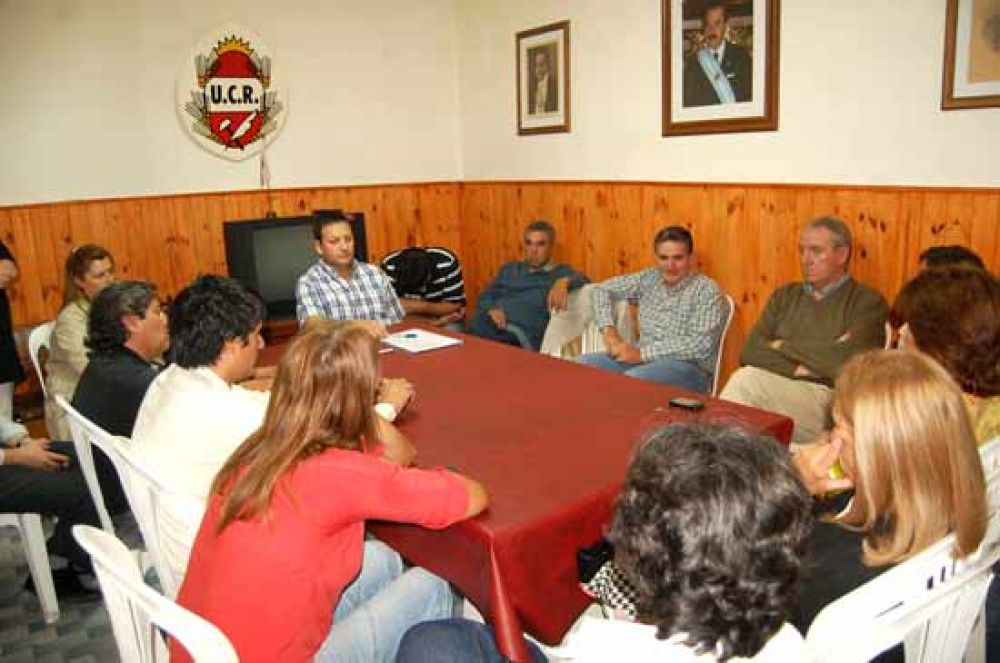 Juli�n �Pancho� Aguilar asumi� la presidencia del Comit� General Pico 