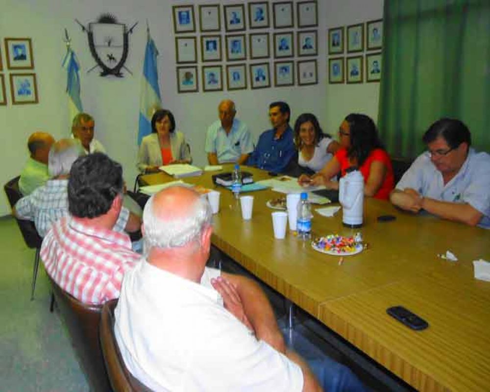 Intendentes de la Regi�n II se reunieron en Trenel 