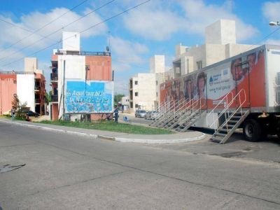 Tr�iler sanitario en barrio Los �lamos