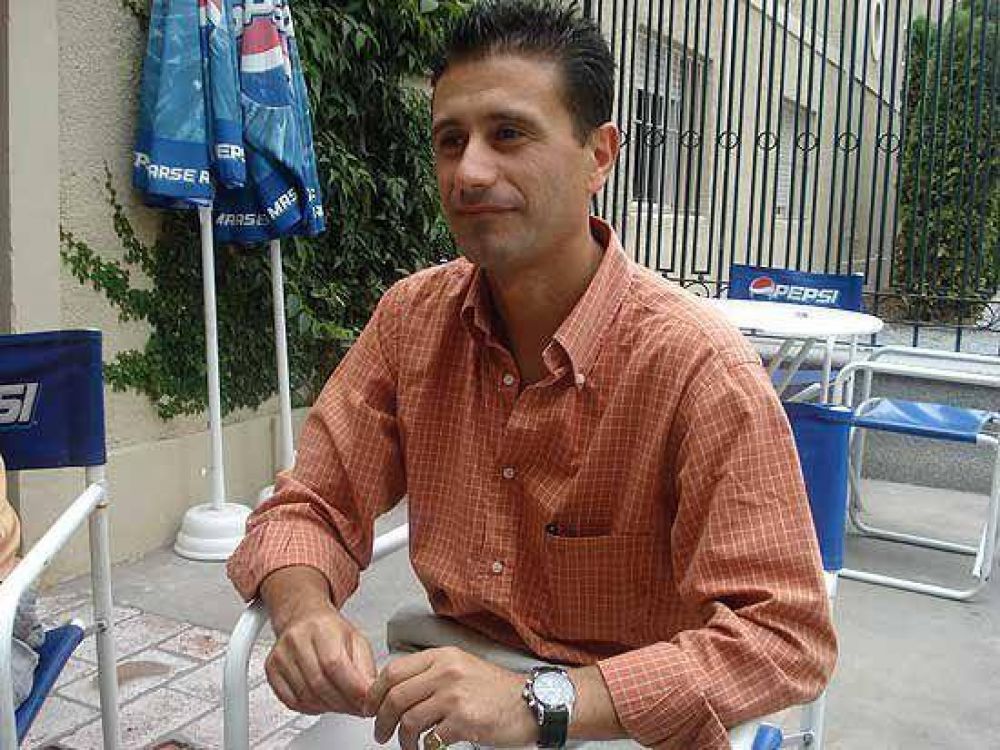 Claudio Castao: Lunghi es como el gato rengo