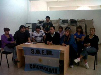 Municipales piden que se les pague a toda la planta el mismo d�a