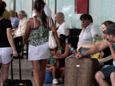 UTA levant� el paro de choferes de media y larga distancia y la actividad en la terminal es normal