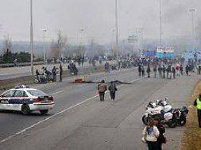 Corte de cooperativistas en Autopista Buenos Aires- La Plata