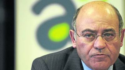 El ex due�o de Aerol�neas se aferra a su lujoso Rolls Royce