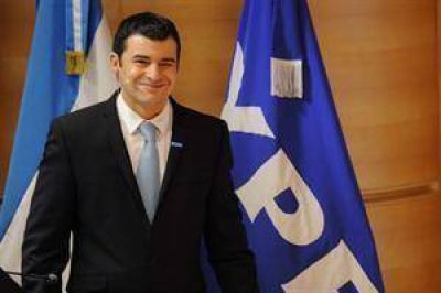 Galuccio anuncia un acuerdo entre YPF y Chevron "antes de fin de a�o"