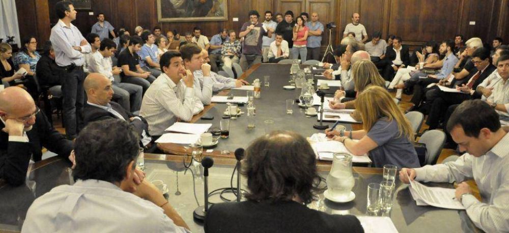 Subte: el PRO conf�a en tener la ley con 40 votos