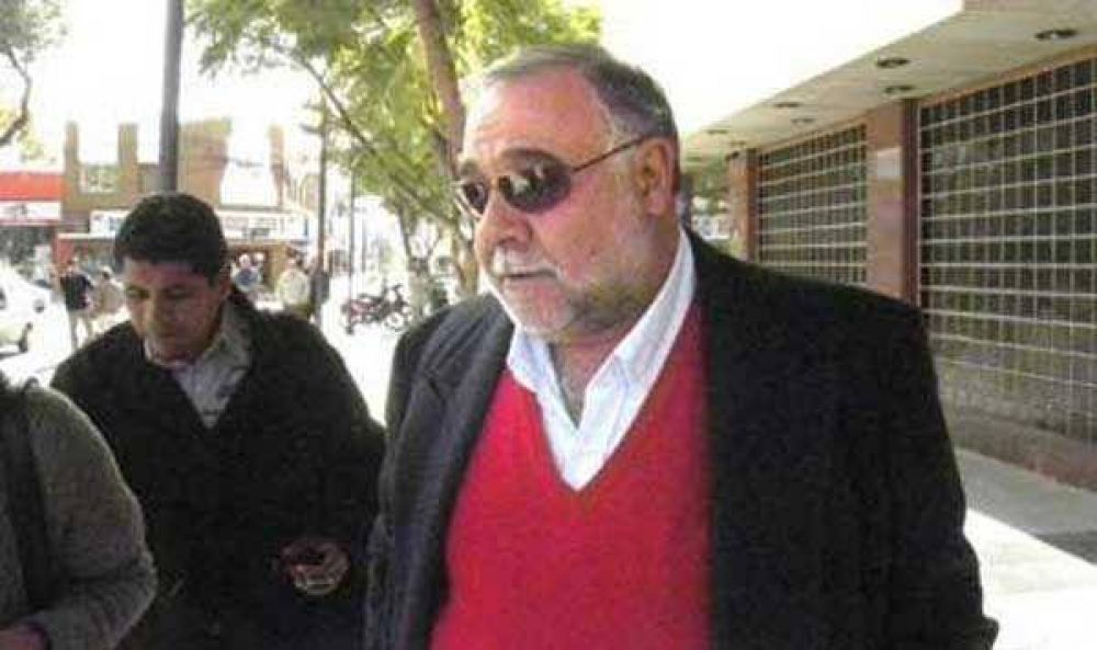 Pagotto recibi� huevazos y pedradas a la salida del juicio
