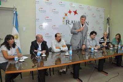 A mediados de 2013 estar� listo el teatro de Rawson