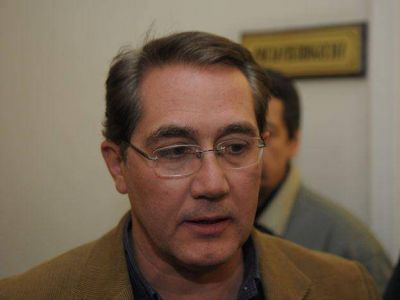 El proyecto de Ley de Presupuesto 2013 contempla pagar antig�edad y t�tulo a los funcionarios p�blicos