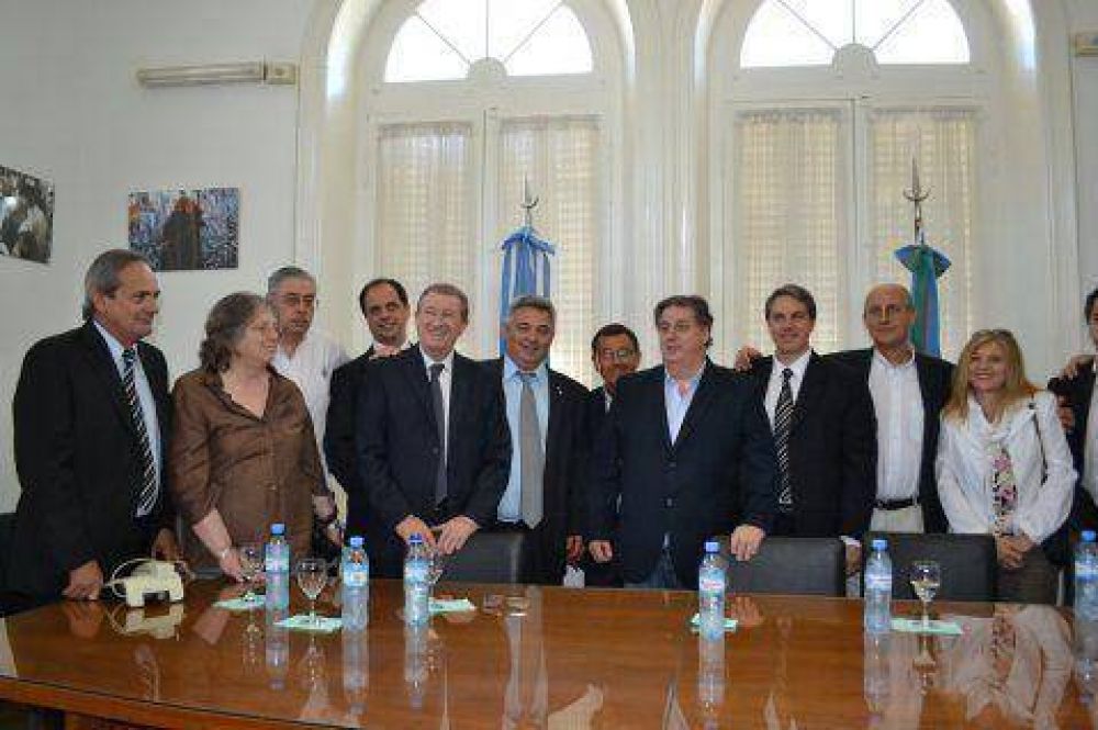 El ministro de Salud bonaerense estuvo en Chacabuco