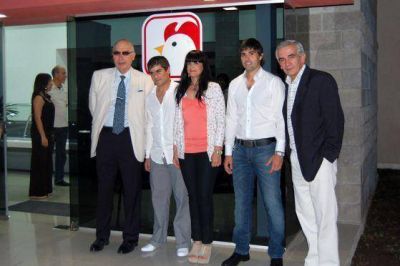 Gorosito participo de la inauguraci�n del establecimiento Tres Hermanos