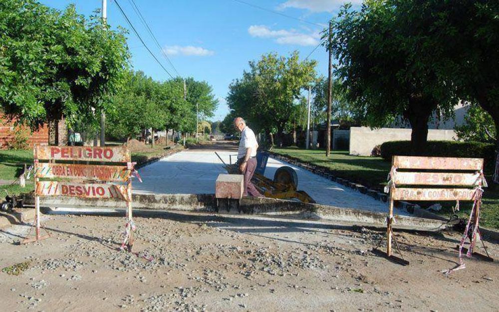 Gorosito inform� que se ha conclu�do una nueva cuadra de pavimento urbano