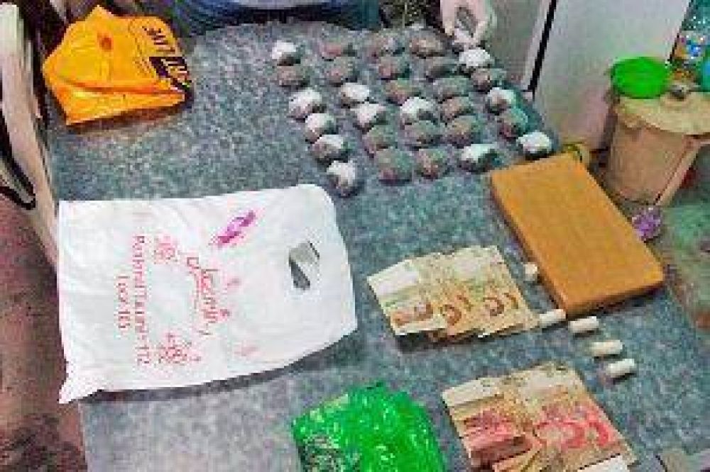 Incautan armas, balas y drogas en casa de A�atuya