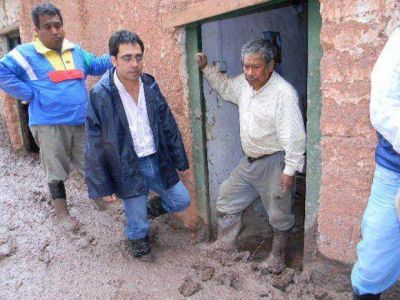 Un aluvi�n de barro dej� aislados a varios parajes de Chicoana