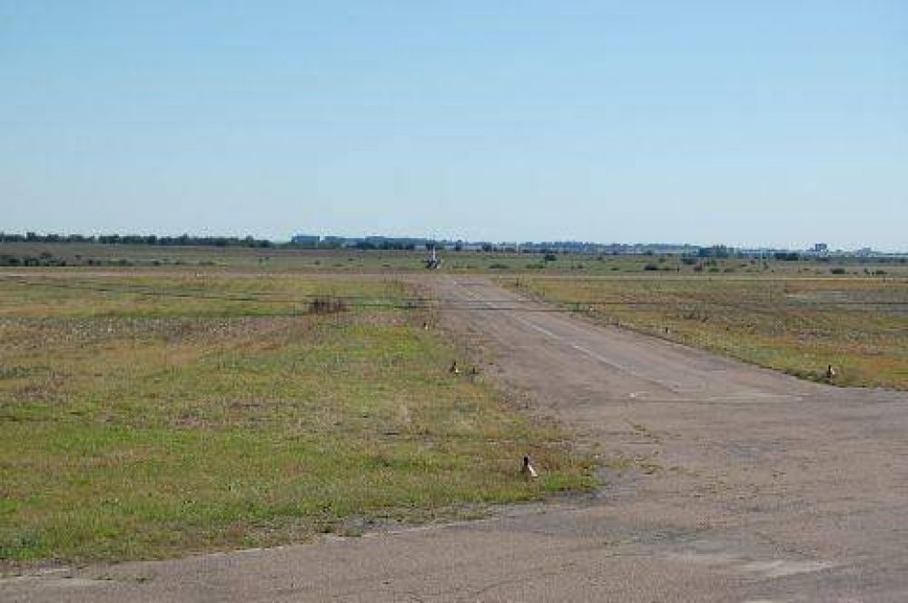 Invertir�an unos dos millones de pesos en pista del aer�dromo
