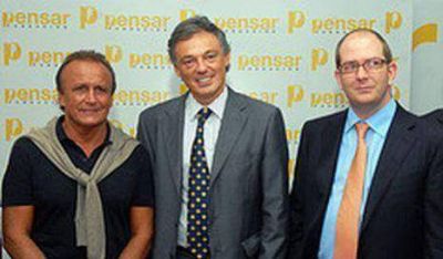 Fundaci�n Pensar se present� en Santa Fe