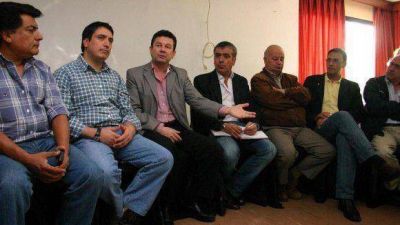 La UCR aval� la denuncia contra el PE por presunto espionaje a opositores  