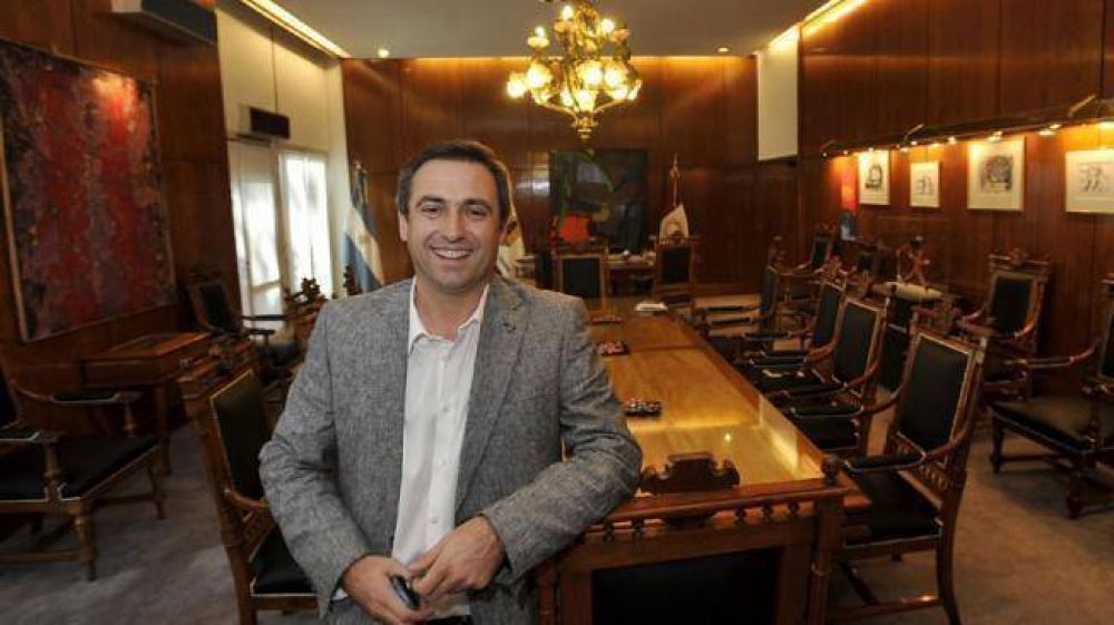 "Hered� una tormenta perfecta y hoy estoy inaugurando obras"