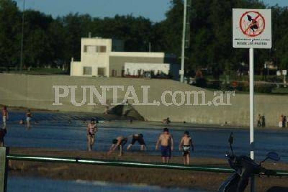  Un chico de 9 a�os, en estado cr�tico al ser rescatado casi ahogado del r�o