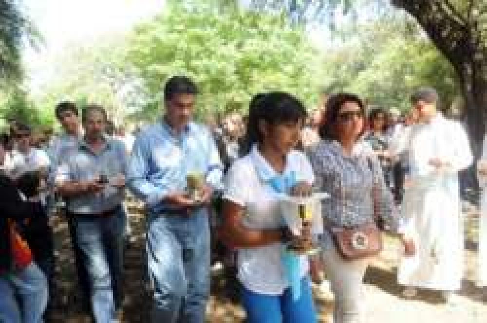 Capitanich en el santuario de la Virgen de la Laguna	