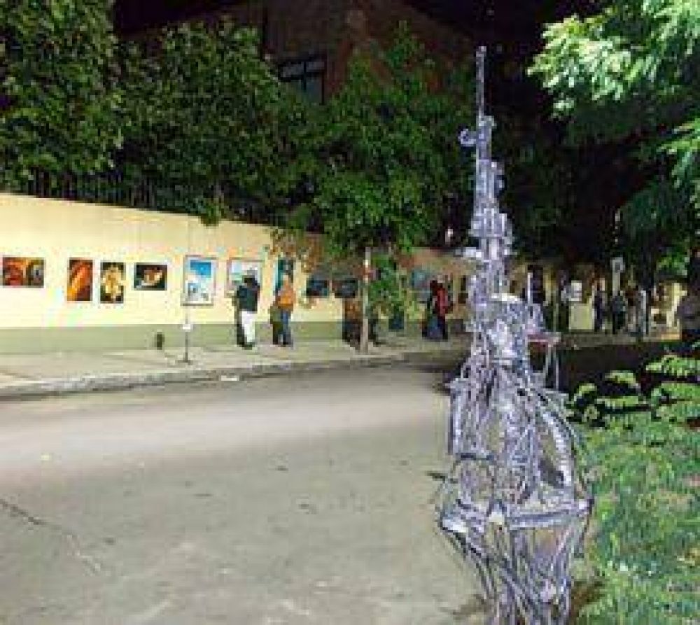 El p�blico no acompa�� a la Noche de las Artes en Quilmes