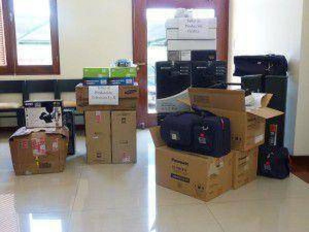 La Facultad de Humanidades recibi� equipamiento tecnol�gico