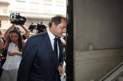 Scioli se enfoc� en las urgencias de su gesti�n y evit� hablar del 7D