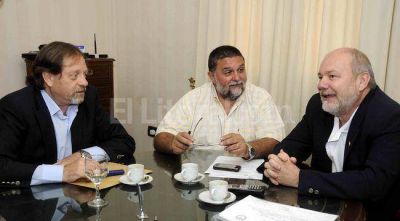 Reclaman al gobierno que brinde seguridad a los trabajadores de la salud