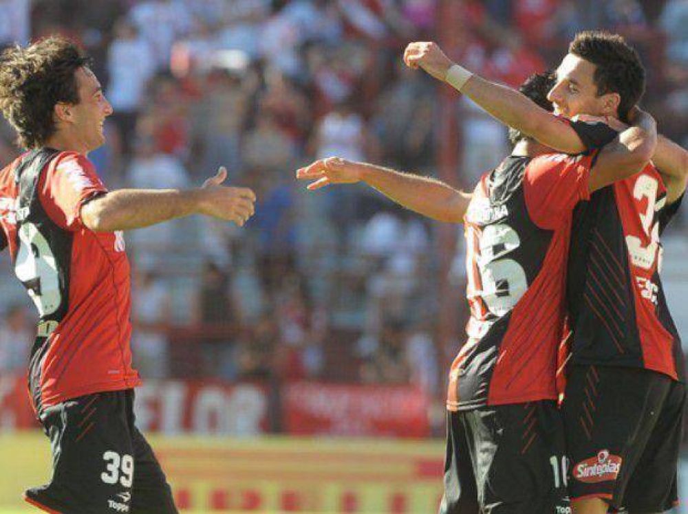 Scocco fue la figura del triunfo de Newell's que puede consagrarse subcampe�n