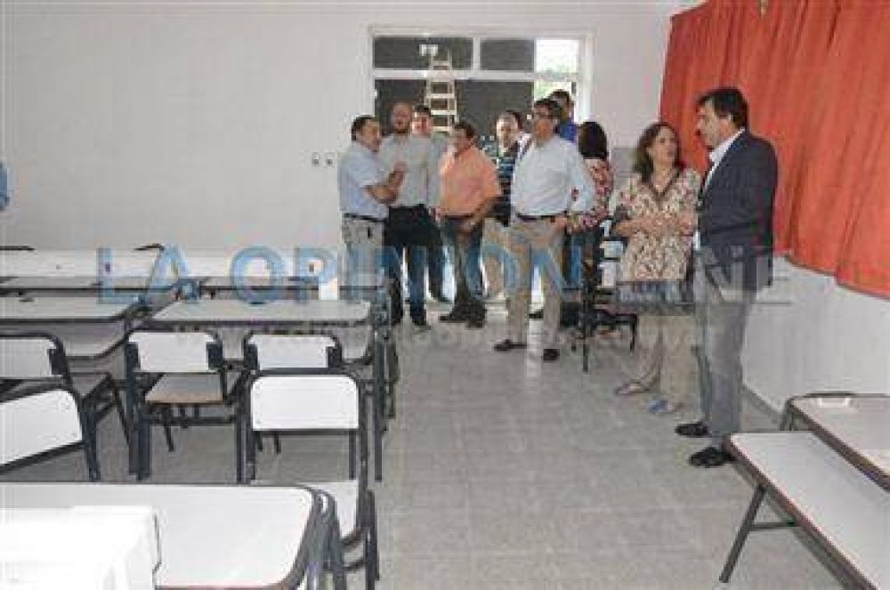 Avances en la escuela del barrio Malvinas Argentinas